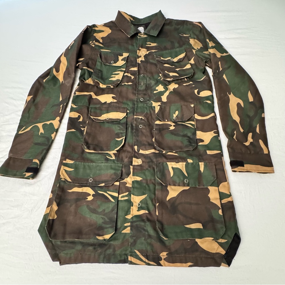 INDVLST Military Camo Long 6 Pocket Jacket Women’s Size Small Individualist Coat
